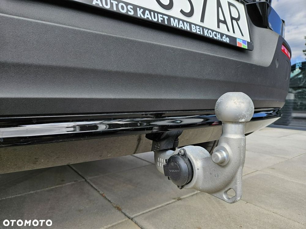 Volvo XC 40 B3 B DKG Ultra Black Edition - 18