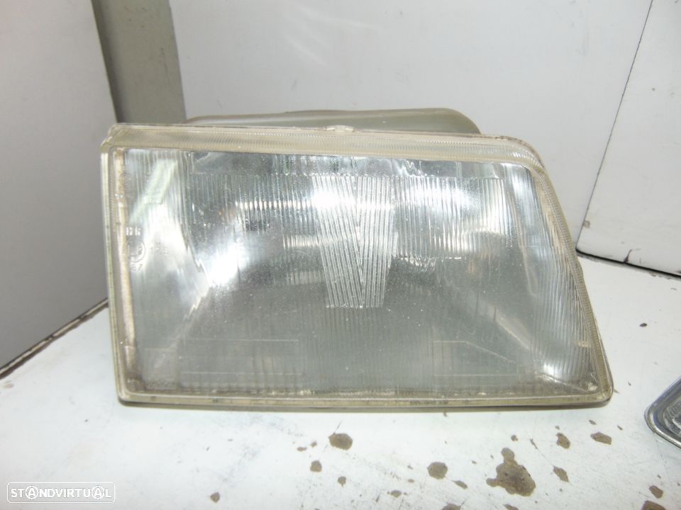 Peugeot 205 farois/ Vw polo variant - 2