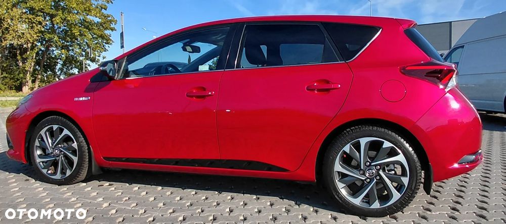 Toyota Auris Hybrid 135 Dynamic - 8