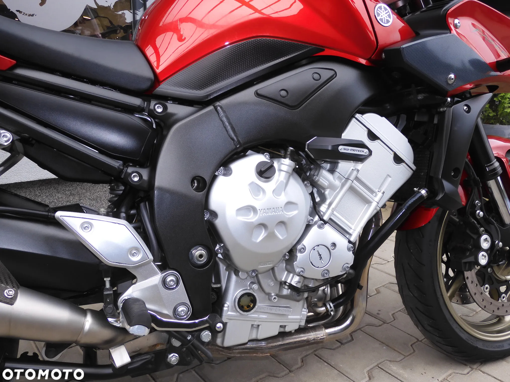 Yamaha FZ - 7