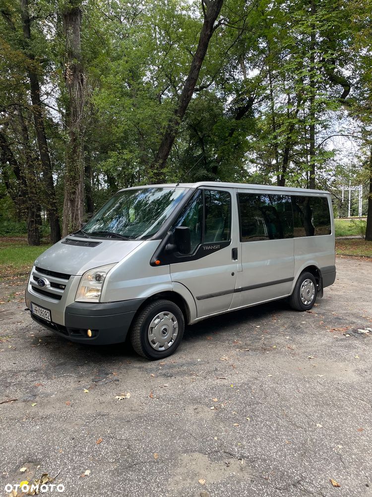 Ford Transit - 1