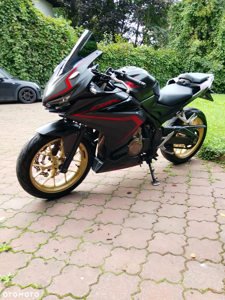 Honda CBR - 1