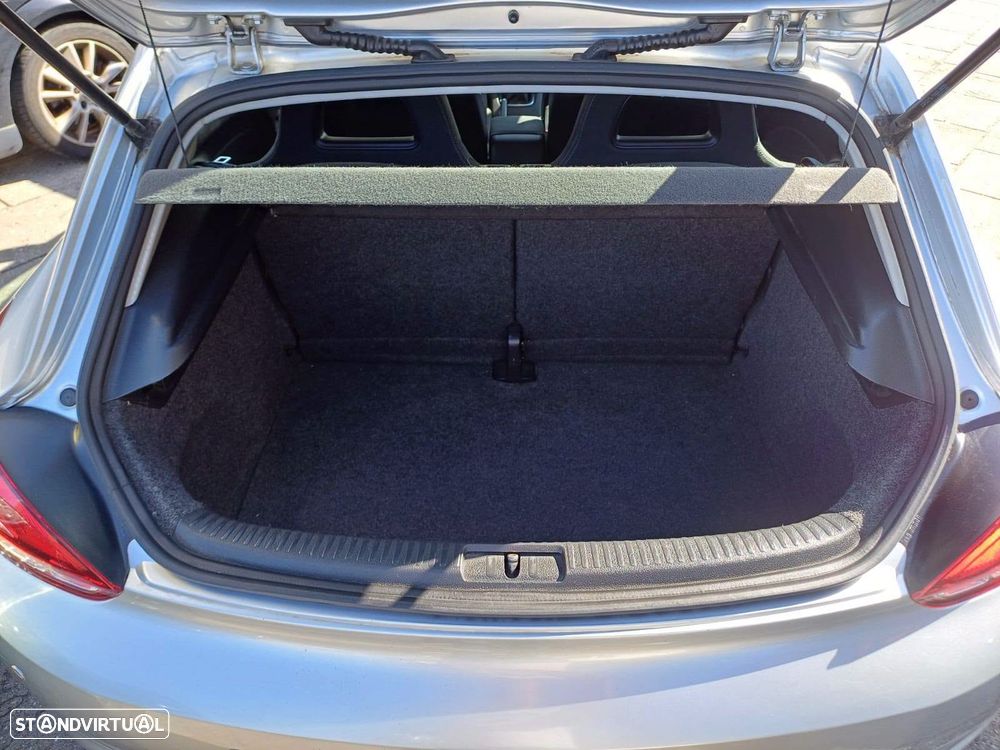 VW Scirocco 2.0 TDI Edition - 10