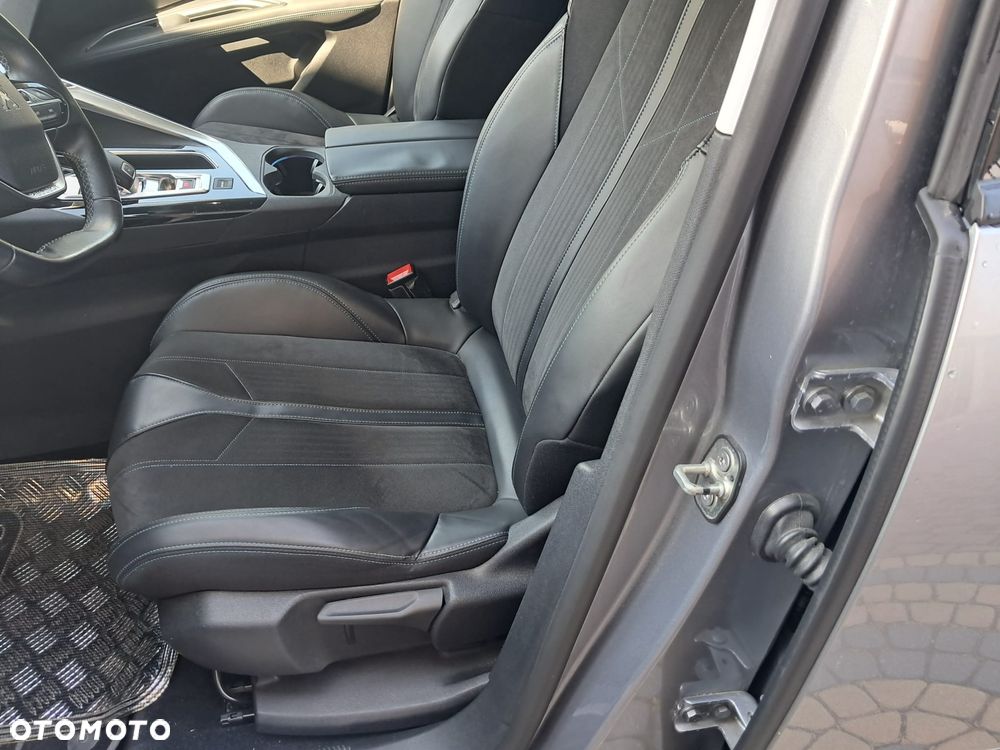 Peugeot 3008 1.2 PureTech Crossway S&S EAT6 - 32