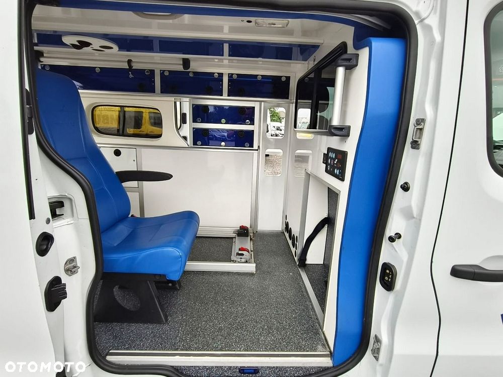Opel Vivaro - 27