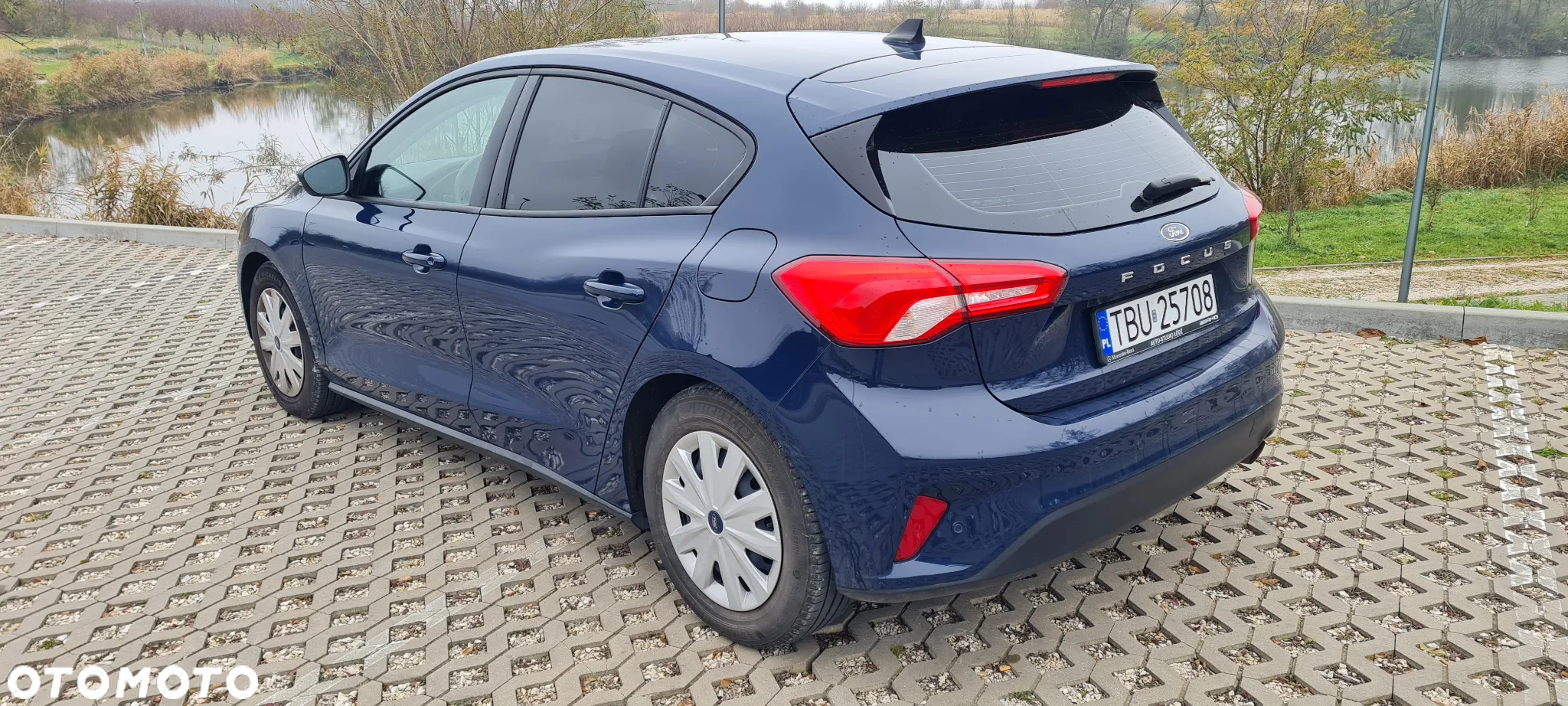 Ford Focus 1.0 EcoBoost Trend - 9