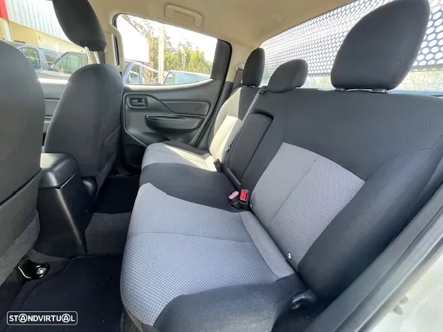 Mitsubishi L200 4x4 150cv CAB/DUPLA - 8