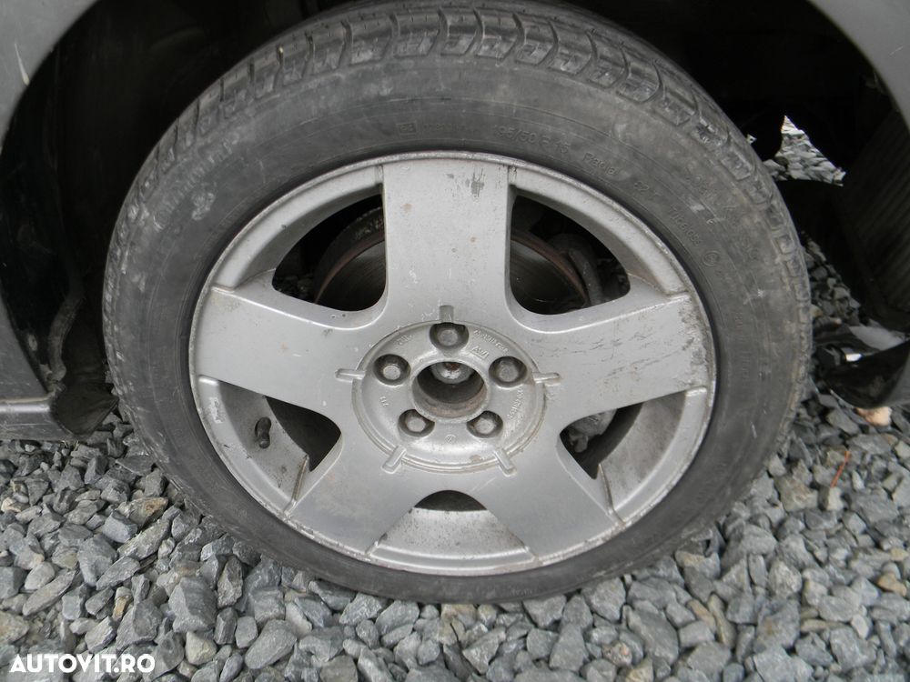 Dezmembrari  Seat IBIZA Mk 4 (6L)  2002  > 2009 1.9 TDI Motorina - 23