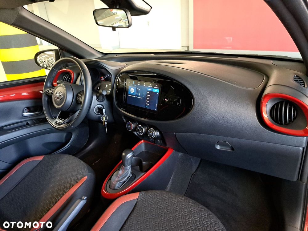 Toyota Aygo X 1.0 VVT-i Style CVT - 17