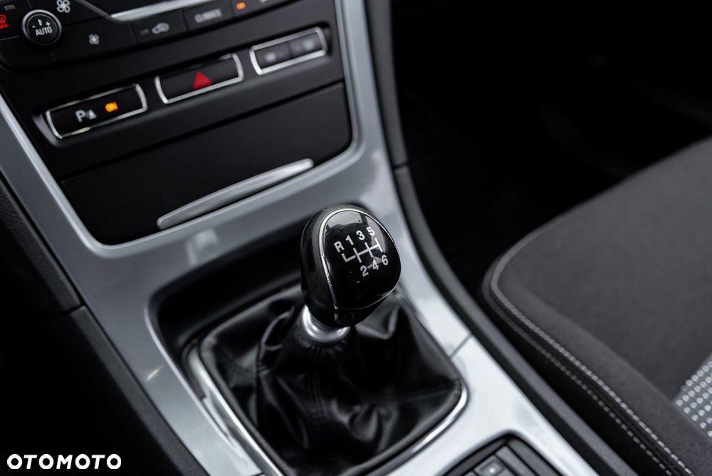 Ford Mondeo 2.0 TDCi Trend - 35