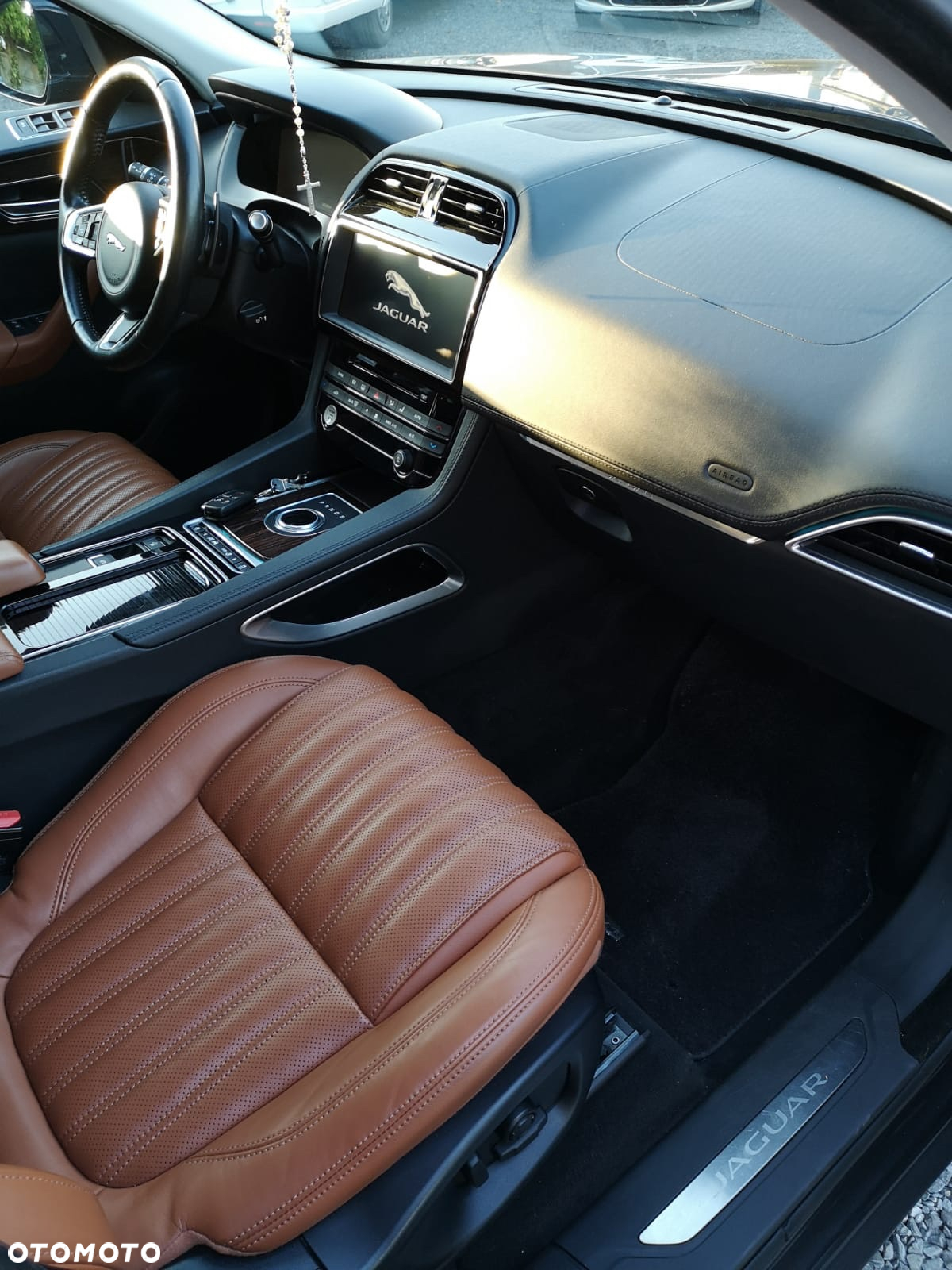Jaguar F-Pace 2.0 i4D AWD Prestige - 19