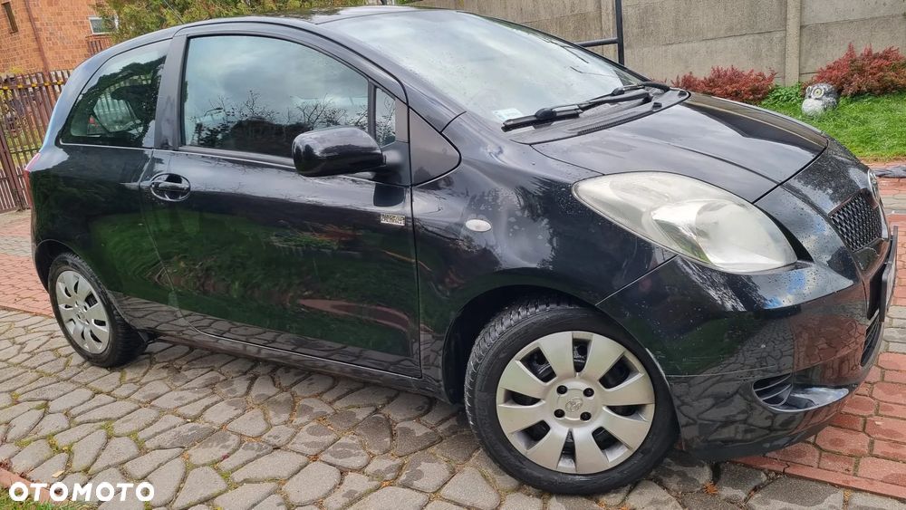 Toyota Yaris - 2