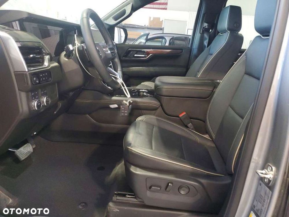 GMC Yukon - 9