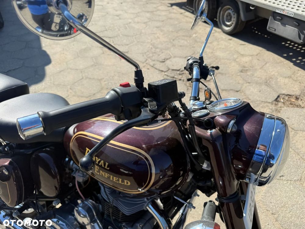 Royal Enfield Classic - 19
