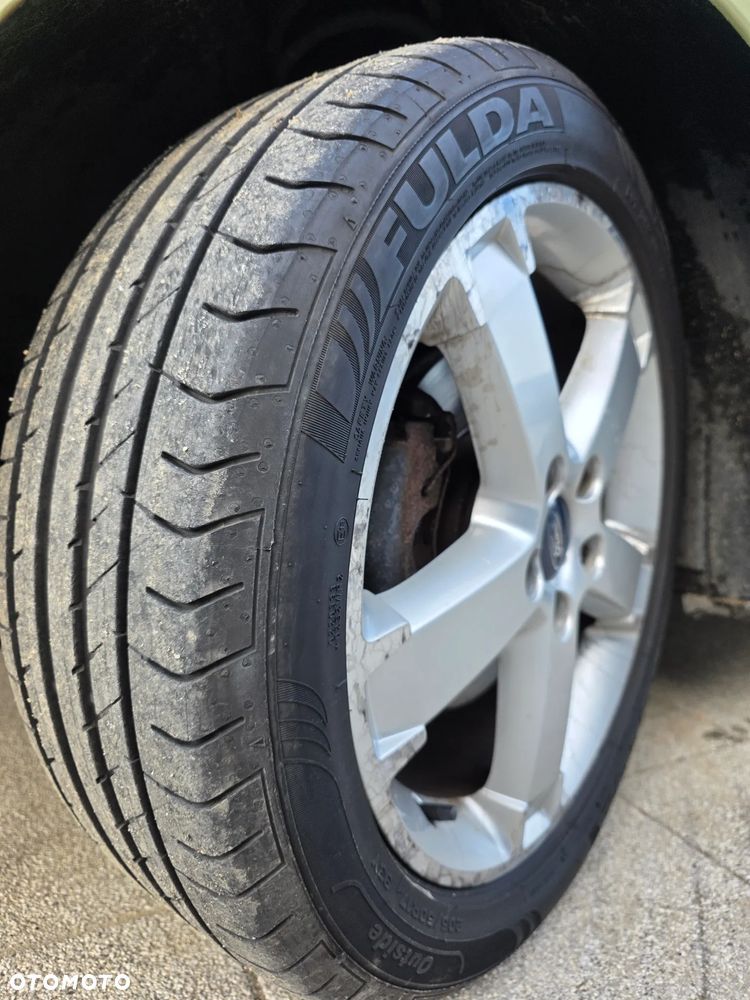 Ford Focus SW 1.6 Turnier Futura - 17