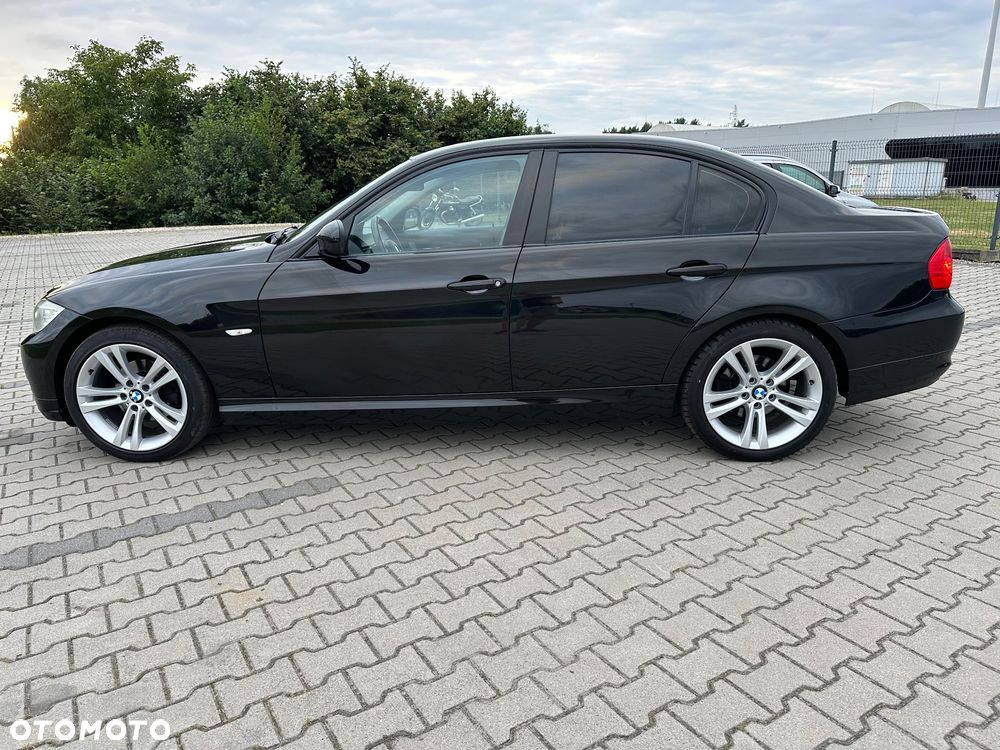BMW Seria 3 318d Luxury Line - 3