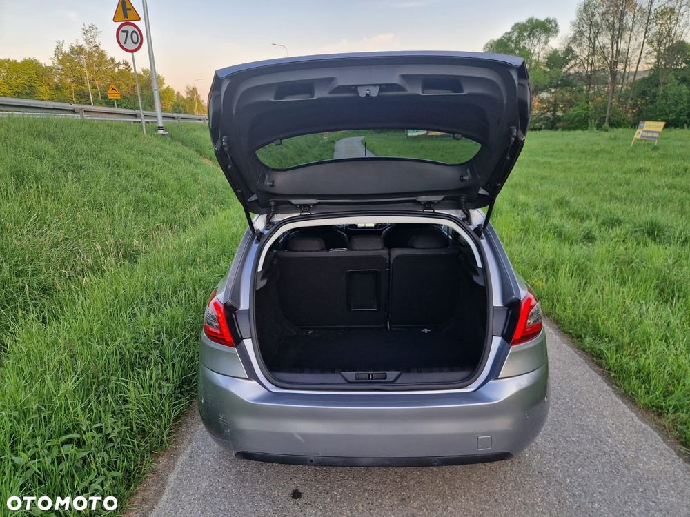 Peugeot 308 - 9