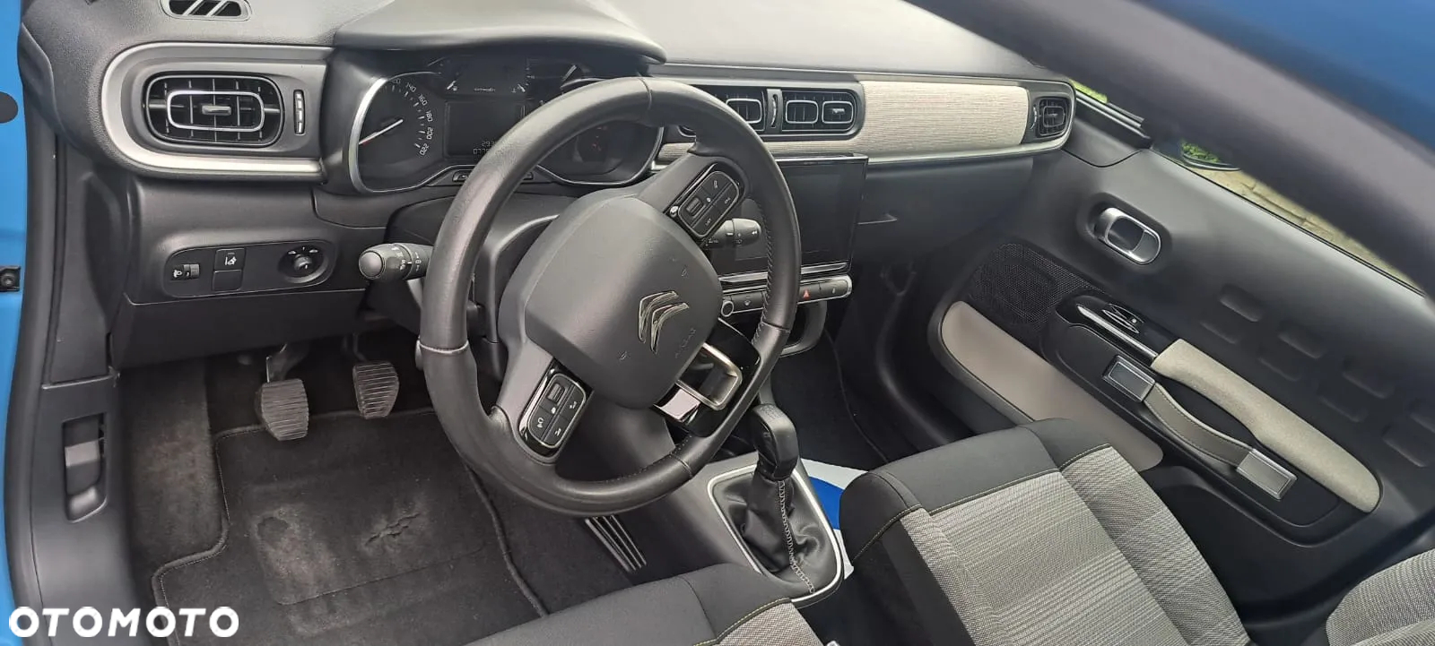 Citroën C3 Pure Tech 82 FEEL - 9