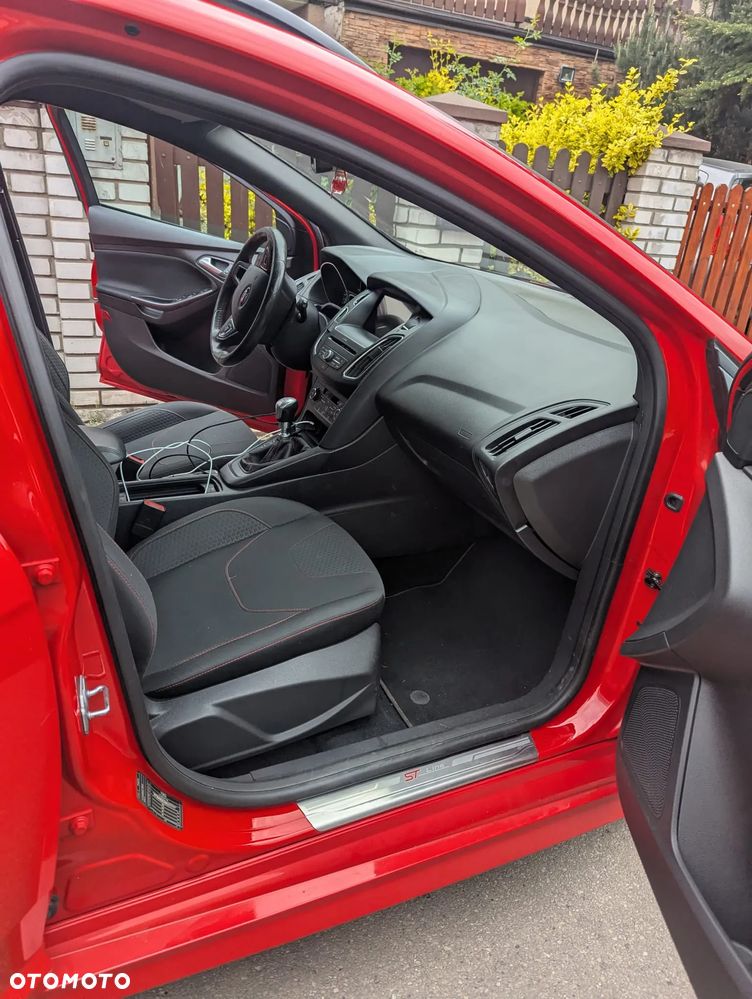 Ford Focus 1.5 EcoBoost ST-Line Red ASS - 9