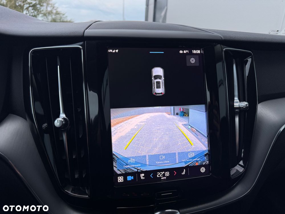 Volvo XC 60 B4 D Geartronic Momentum Pro - 15