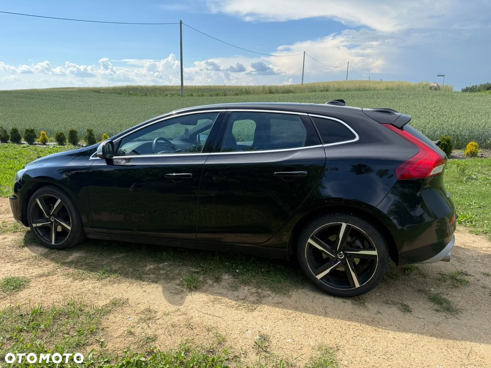 Volvo V40 D2 Drive-E R-Design Kinetic - 3