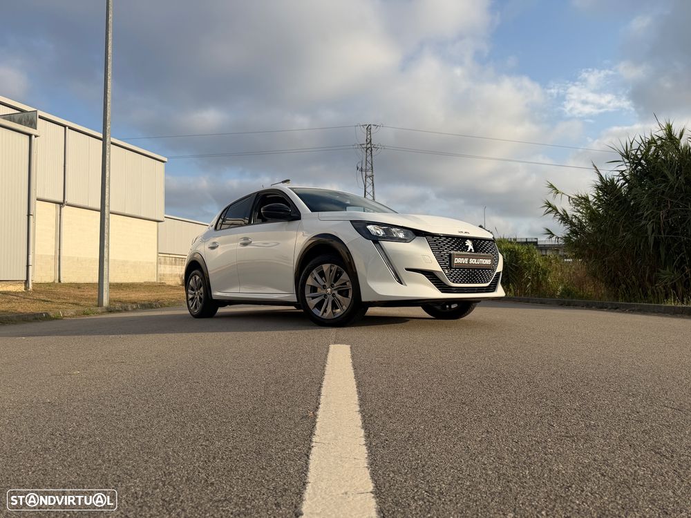 Peugeot e-208 Allure Pack - 3