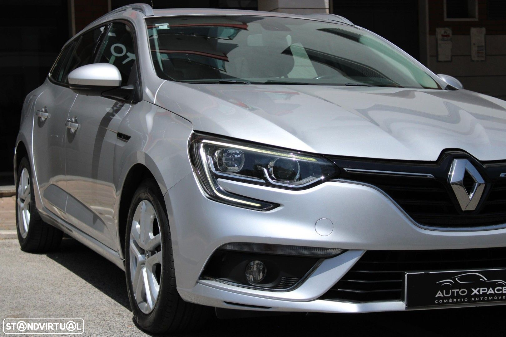 Renault Mégane Sport Tourer 1.5 dCi Limited EDC - 8