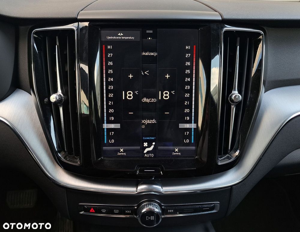Volvo XC 60 - 21