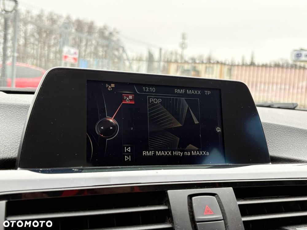 BMW Seria 3 316i Sport Line - 15