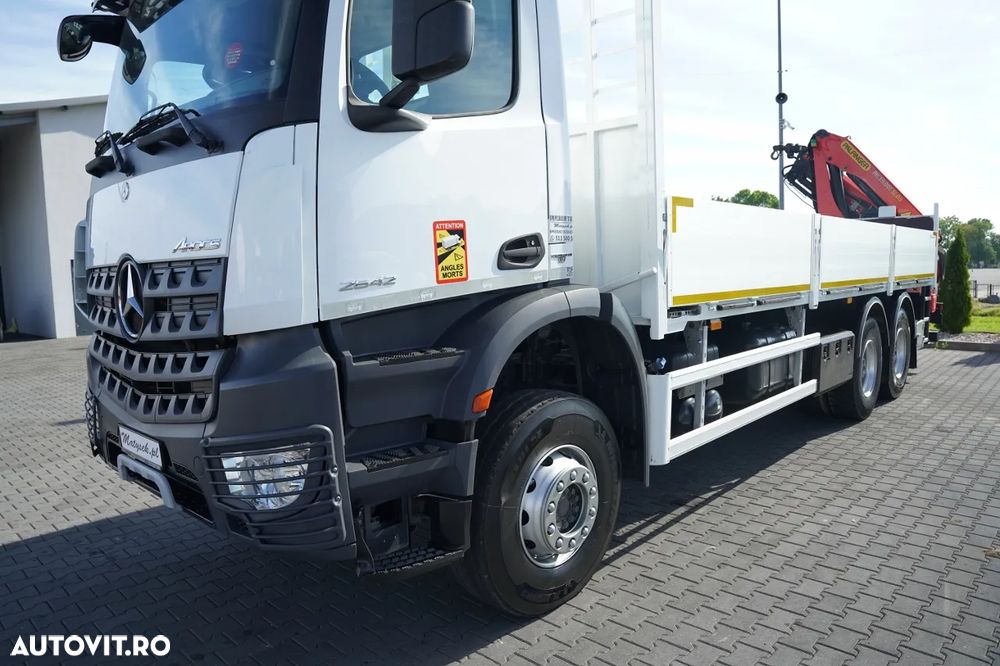 Mercedes-Benz AROCS 2642 / 6x4 / LIVRARE - 7,2 M / PALFINGER PK 19 001 / MAX. CAPACITATE DE RIDICARE 6.000 KG / ROTATOARE / TELECOMANDĂ / EURO 6 - 13