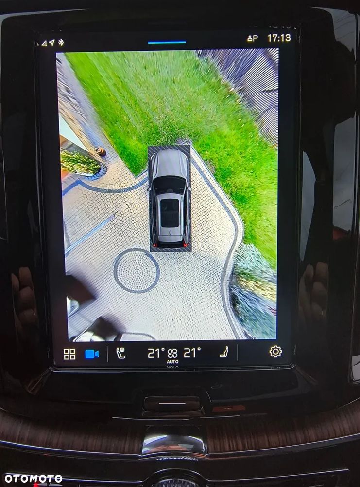 Volvo XC 60 B5 B AWD Plus Black Edition - 24