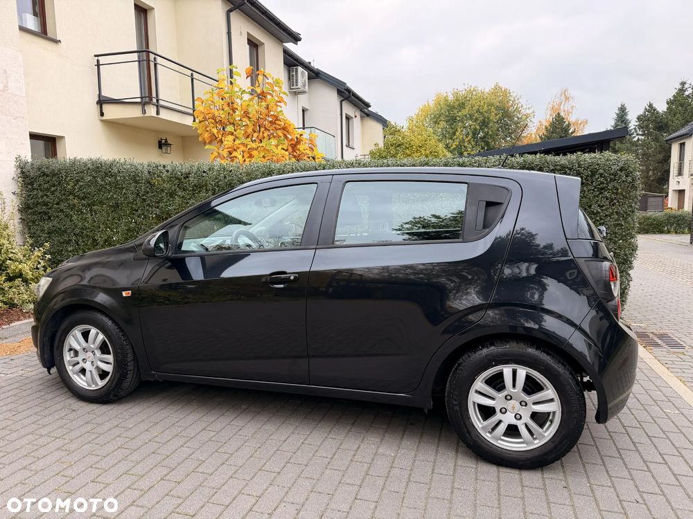 Chevrolet Aveo - 6