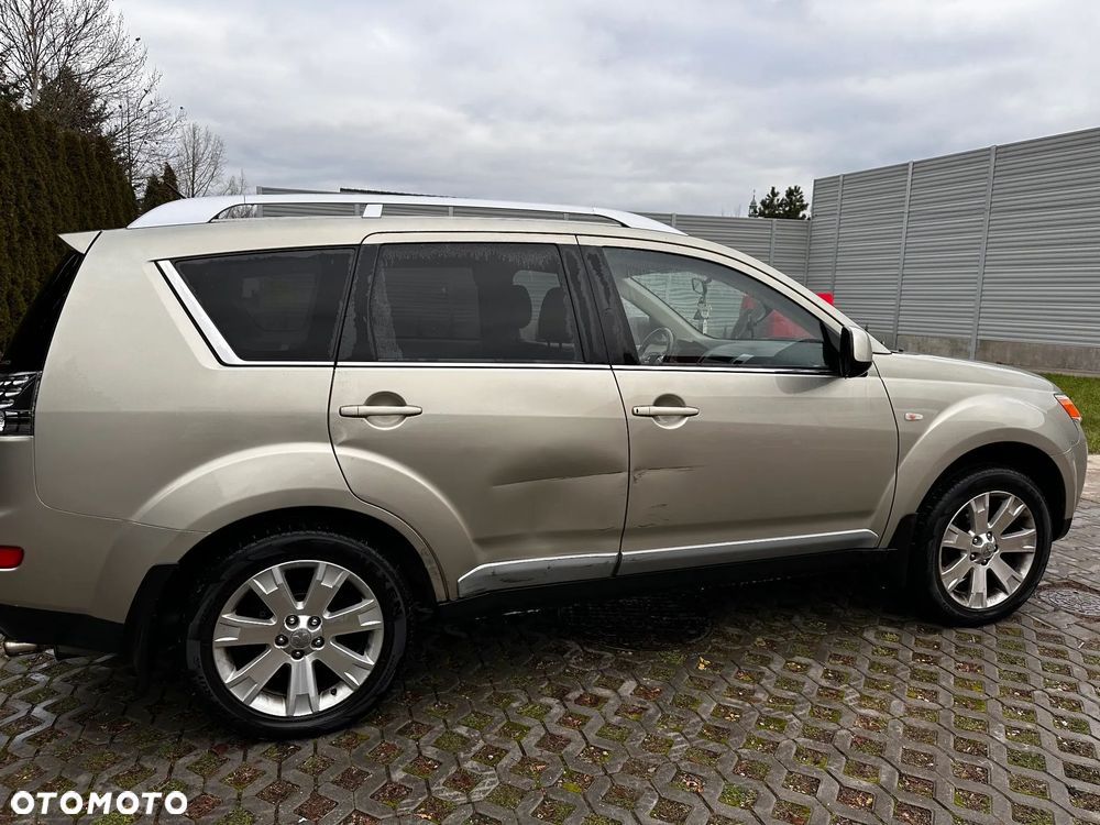 Mitsubishi Outlander 2.0 DID Instyle - 11