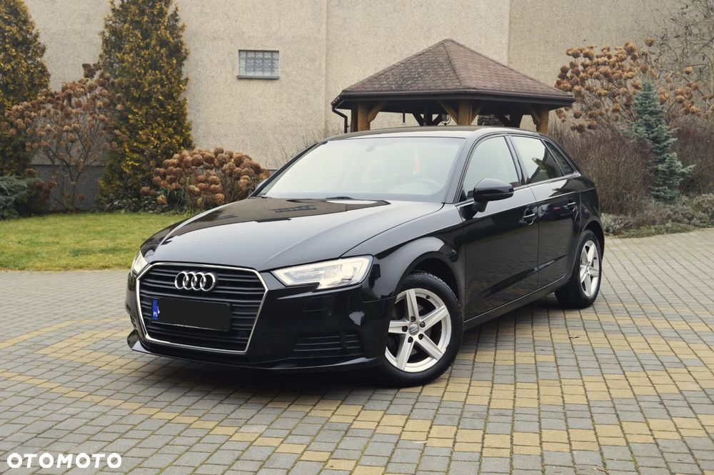 Audi A3 Sportback 35 TFSI Sport S tronic - 1