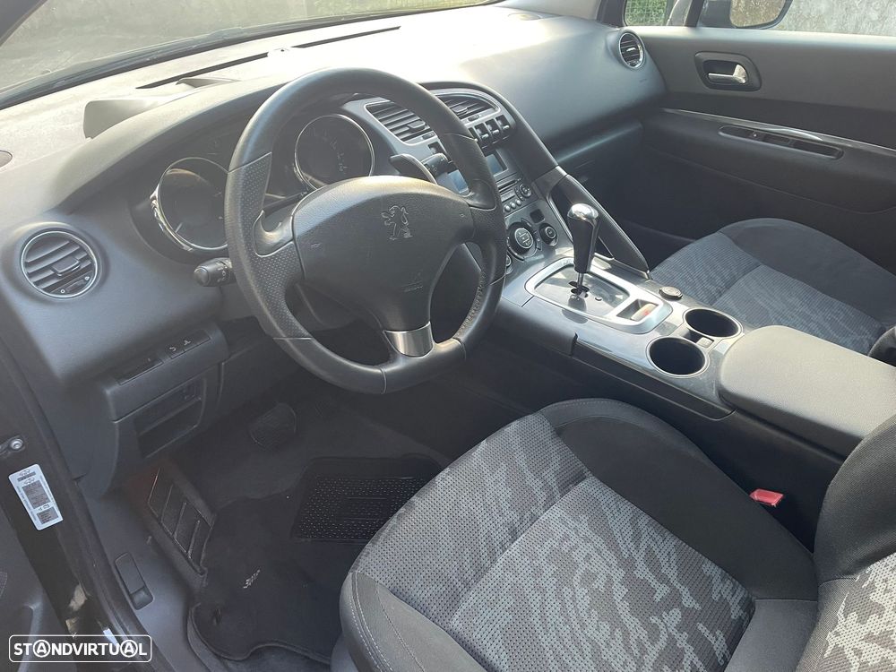 Peugeot 3008 1.6 e-HDi Allure J18 2-Tronic - 11