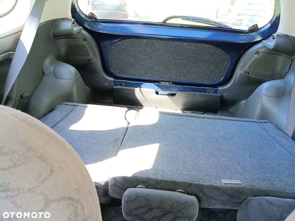 Toyota Yaris 1.0 Luna - 6