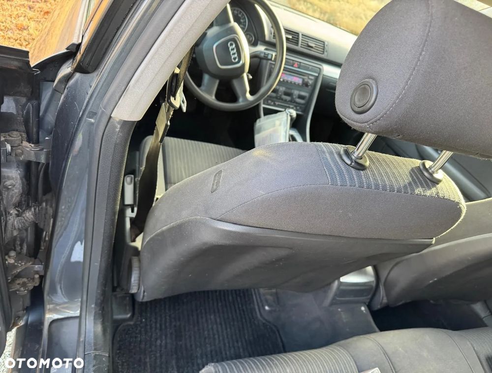 Audi A4 Avant 2.0 TDI DPF - 6