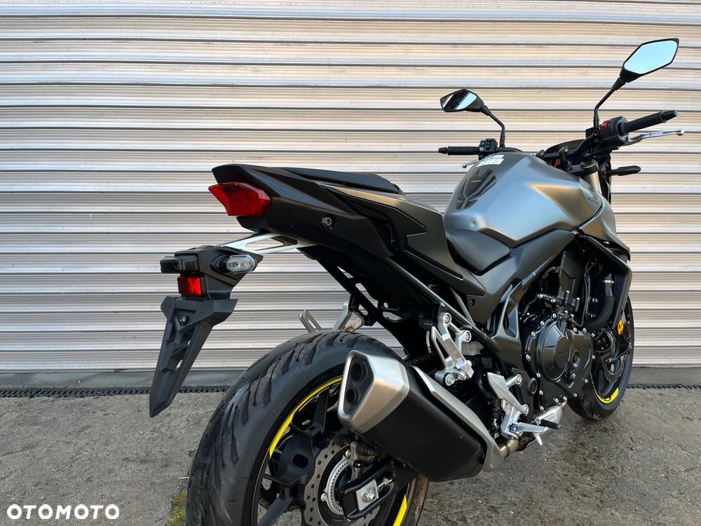 Honda Hornet - 30
