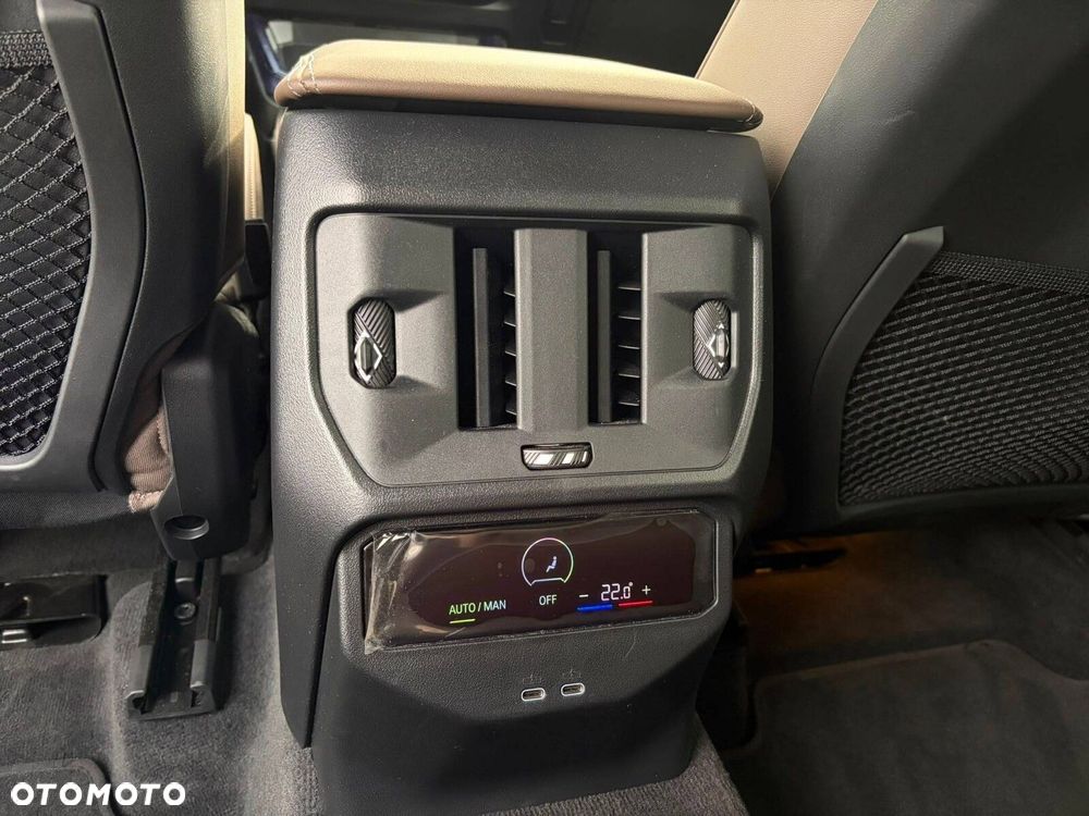 BMW X3 xDrive20d mHEV - 17
