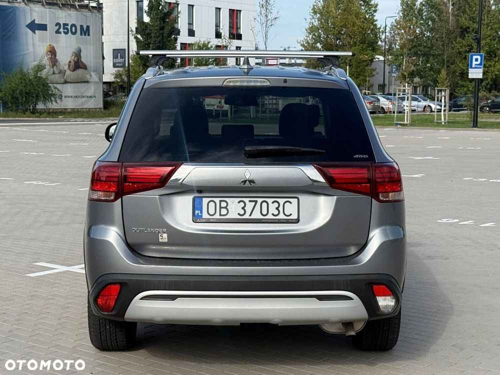 Mitsubishi Outlander 2.0 Intense + SDA 4WD CVT - 6