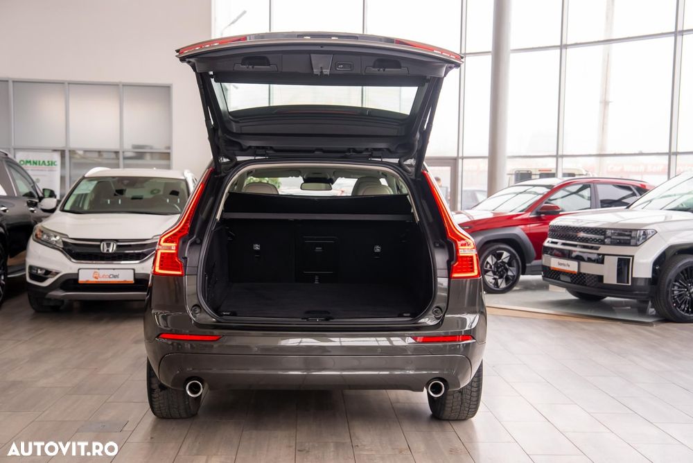 Volvo XC 60 D4 AWD Geartronic Momentum - 11