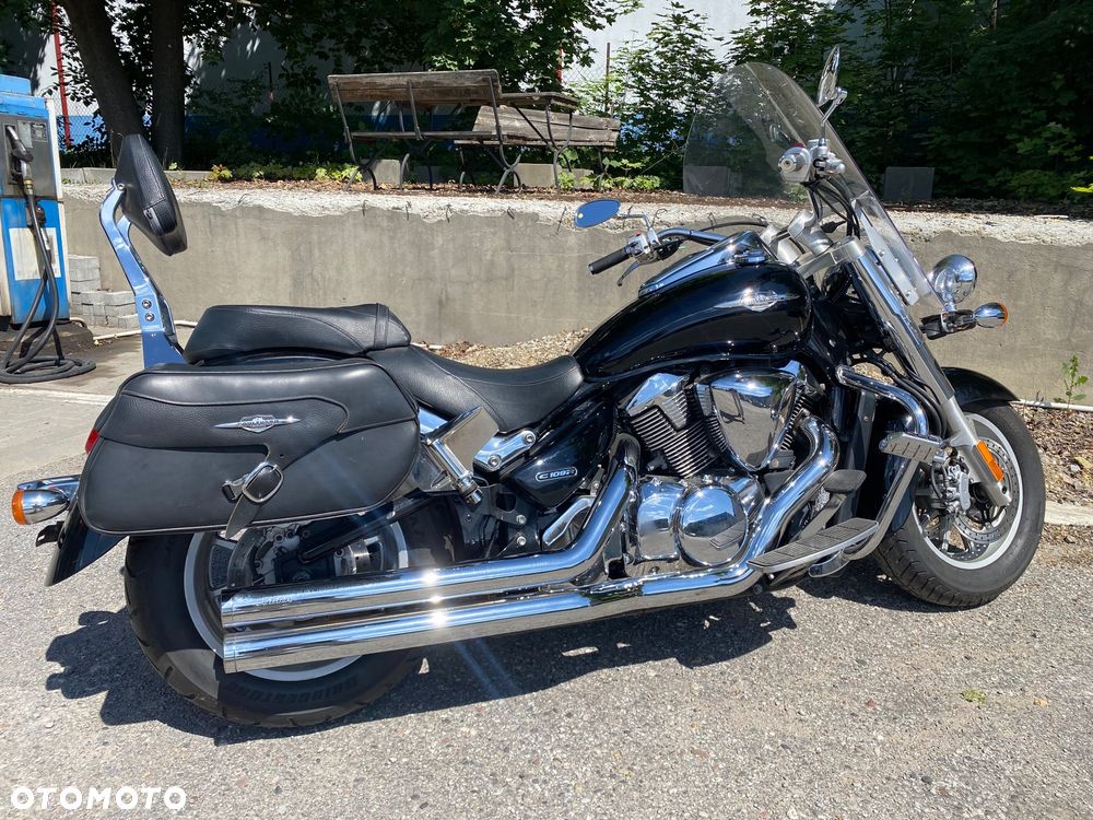 Suzuki Boulevard - 3