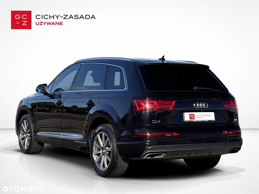 Audi Q7 2016 photo 3