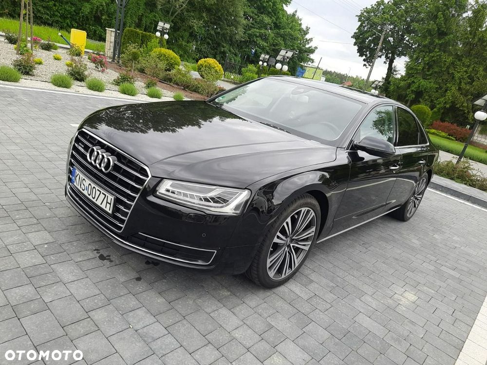 Audi A8 - 1