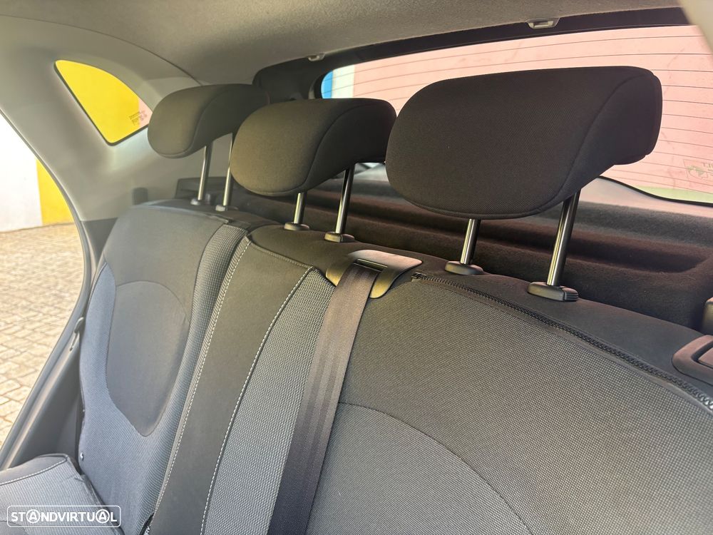 Renault Captur 1.5 dCi Exclusive - 21
