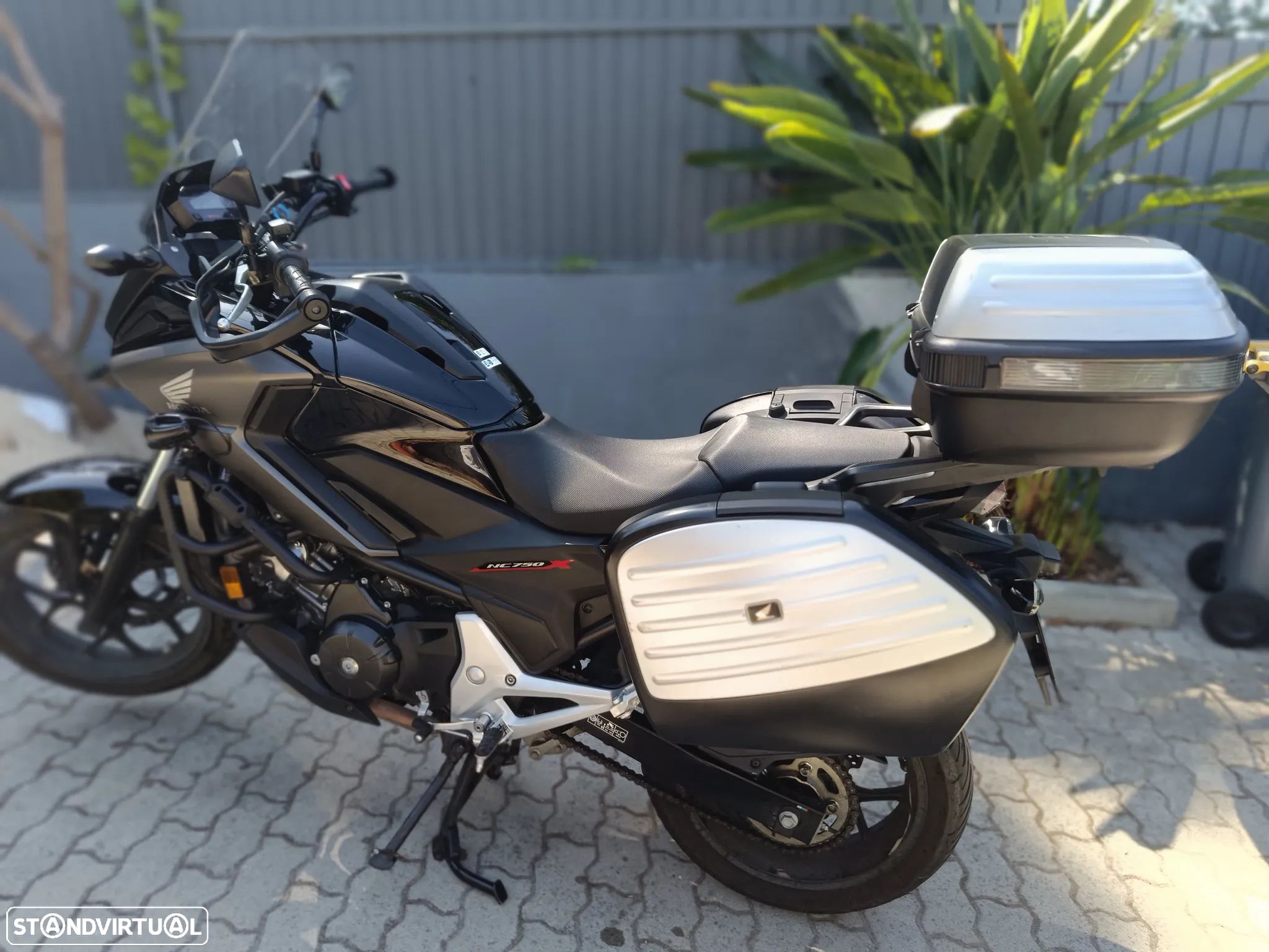 Honda NC750X - 1