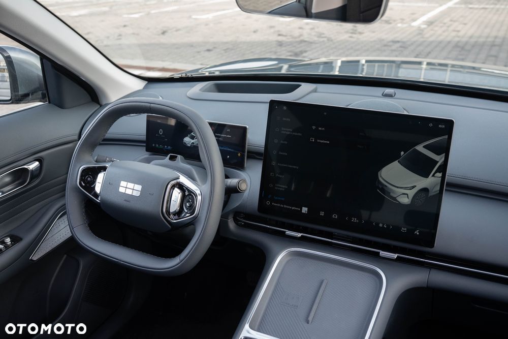 Geely Starray EM-i 1.5 PHEV Max - 8