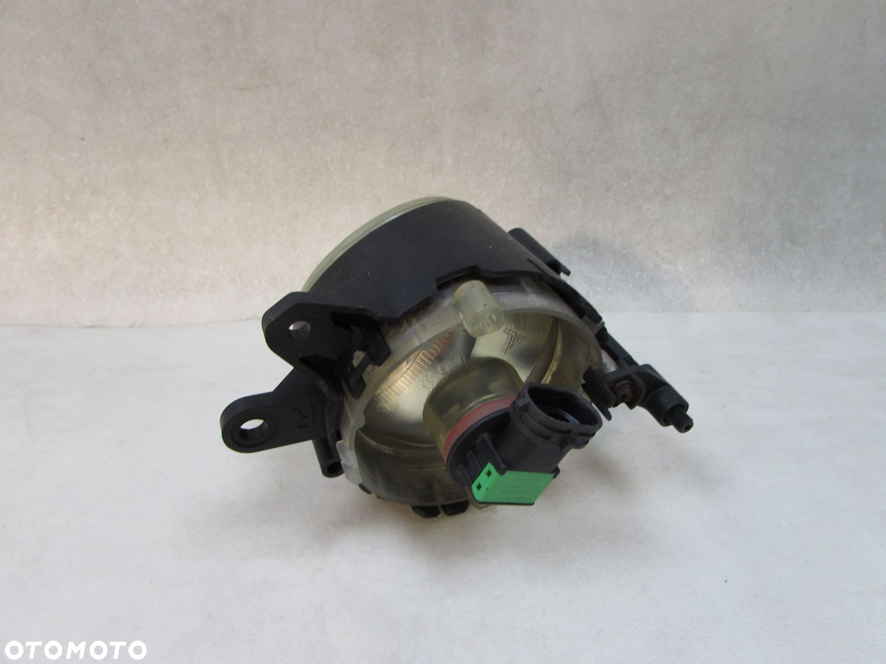 VOLVO C30 C70 06-10 HALOGEN PRAWY LAMPA PRZECIWMGIELNA 31213176 - 4