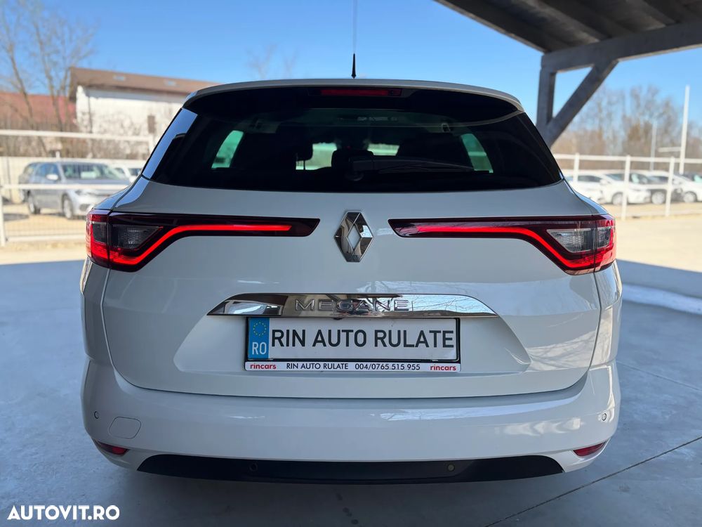 Renault Megane TCE 140 Equilibre - 7