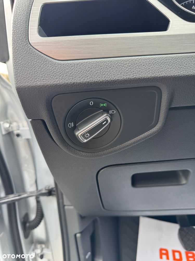 Volkswagen Touran 1.5 TSI ACT OPF Trendline - 27